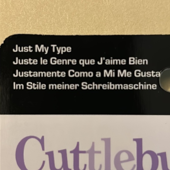 Cuttlebug embossing boarders - Picture 3 of 7